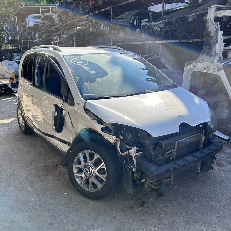 Volkswagen Up Cross 1.0 12V TSI Turbo 2016