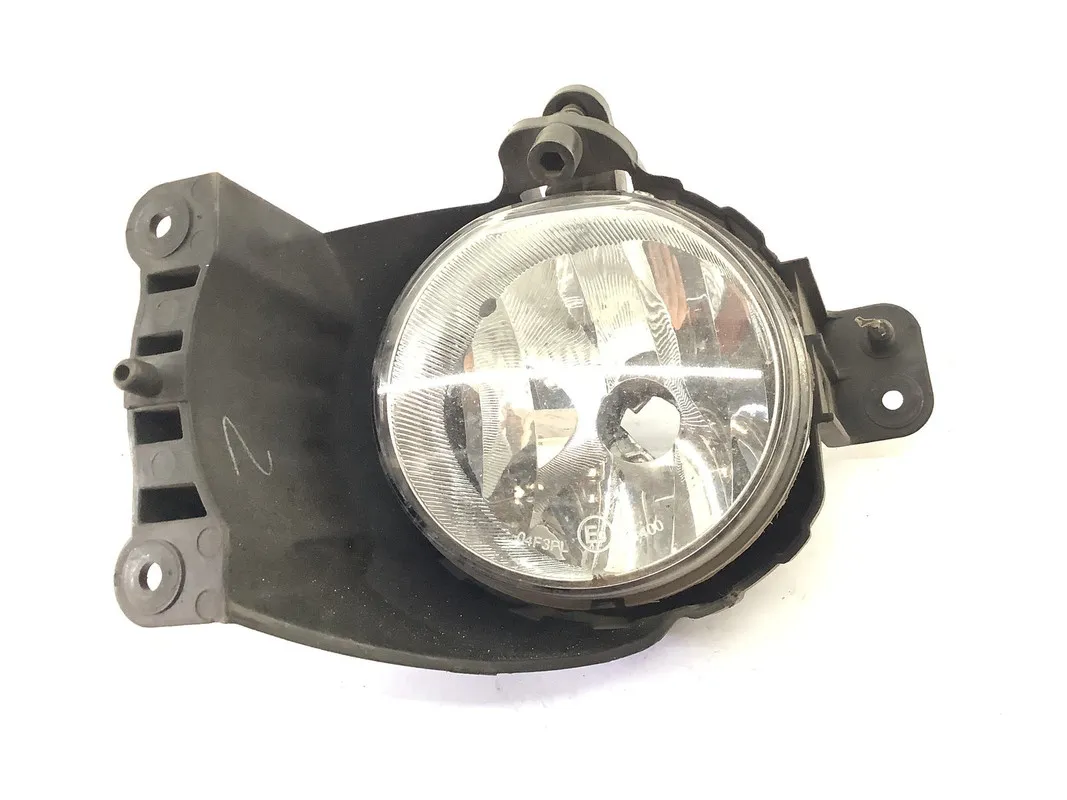 Farol de Milha esquerdo Chevrolet Prisma