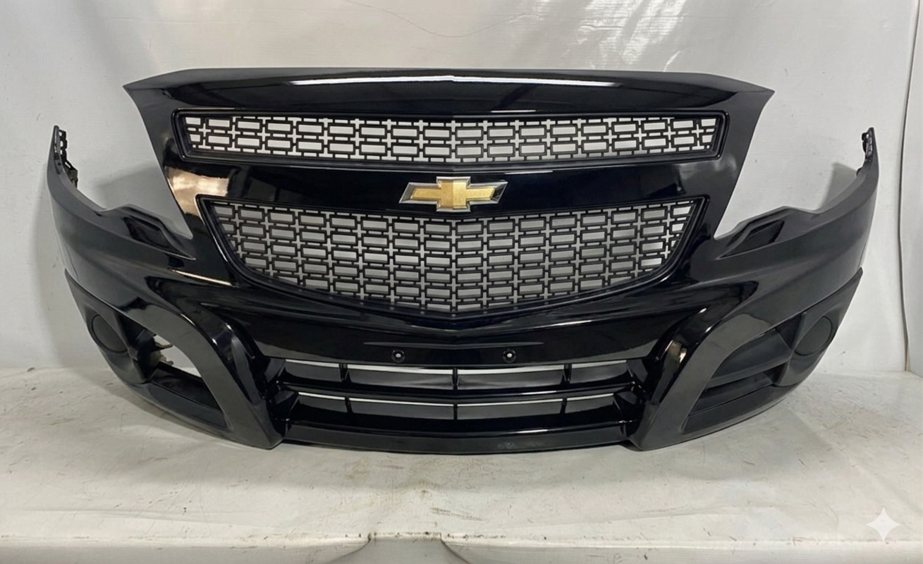 Para-choque Dianteiro Chevrolet Montana 2011 a 2017 Completo com Grade