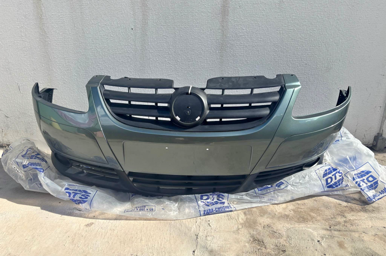 Para-Choque Dianteiro Volkswagen Fox 2004 a 2009  Original Seminovo Verde Metálico